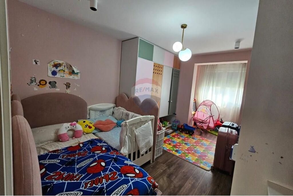 Apartament  3+1+2+Post  Parkimi  Rruga e Kavajes