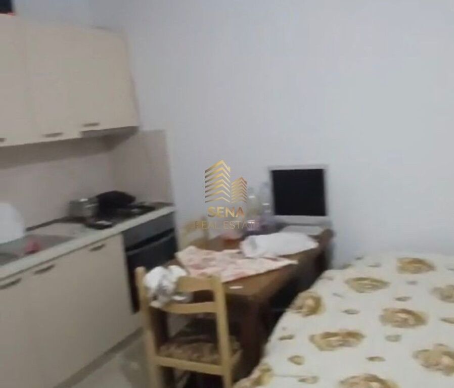 Qira, Garsoniere,Porcelan, 24.000 Lek/muaj