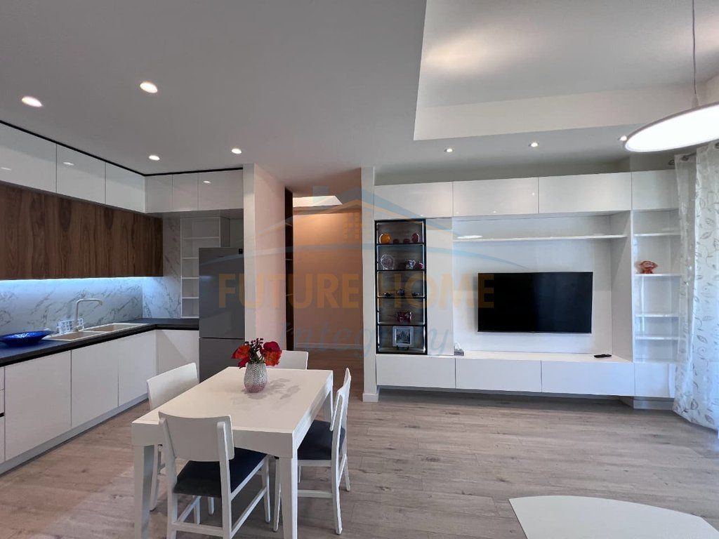 Qera, Apartament 1+1+Post Parkimi, Foleja e Gjelbër, Zogu i Zi, Tiranë.