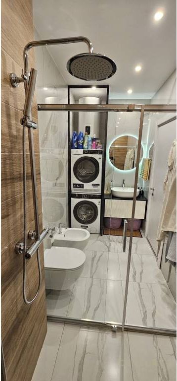 Jepet me qira apartament 2+1 tek 21 Dhjetori, pranë Rezidencës Alba, Tiranë