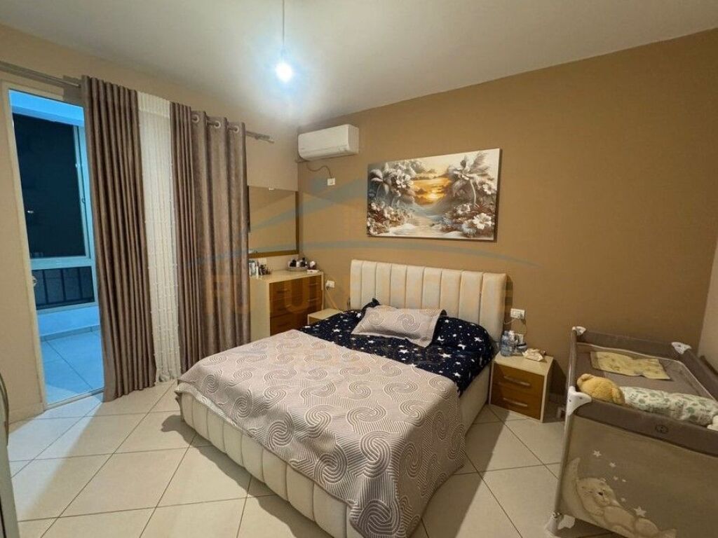 In vendita, Appartamento 2+1+Posto Auto, Yzberisht