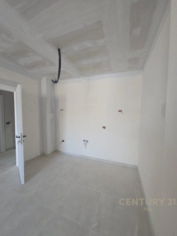 SHITET APARTAMENT 1+1+POST PARKIMI , PRANE HOTEL PREMIUM NE GOLEM !!! 110,000 €