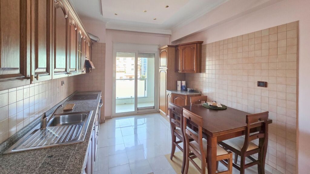 Apartment 2+1+2 for rent in Bllok