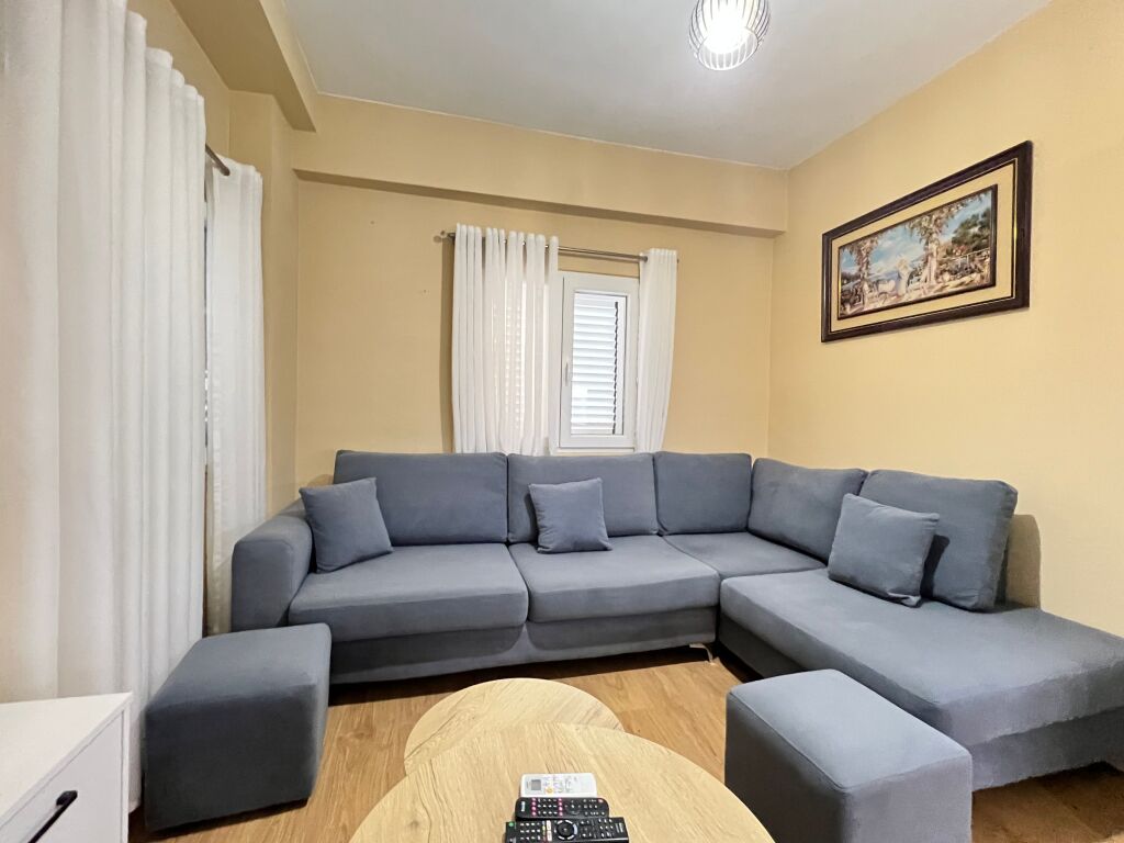 Apartament me qera Selite