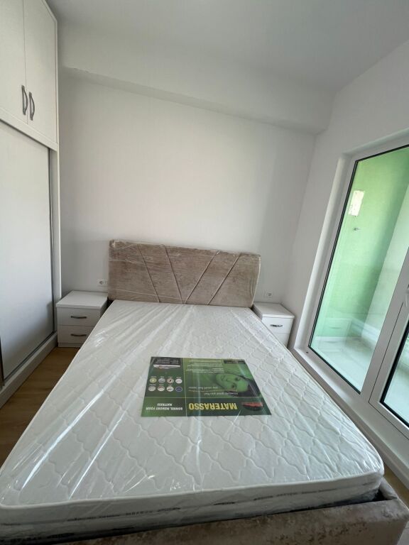 APARTAMENT 1+1 ME QERA NE ALI DEM