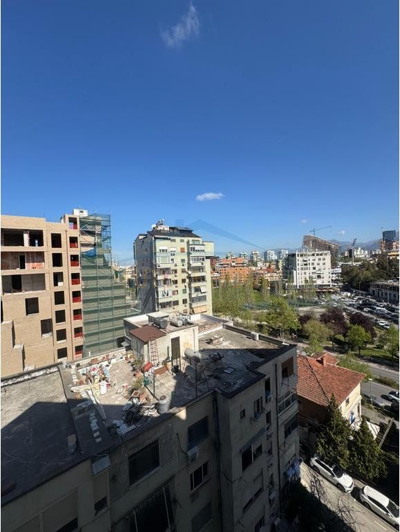 Qera, Apartament 2+1+2, Komuna e Parisit