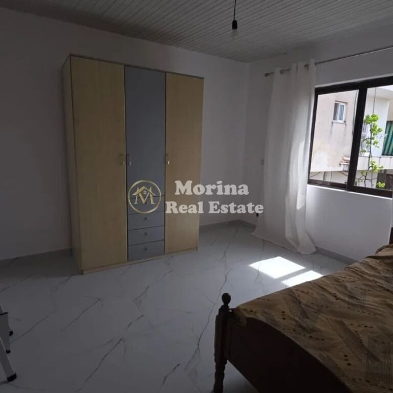 Qera | Shtëpi private 2 + 1 Laprake | Rruga Ramadan Çejku | 400 €/muaj