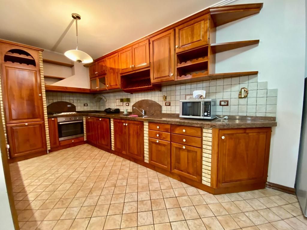 LULISHTJA KOMUNA E PARISIT SHESIM APARTAMENT 3+1+2 +DEPO