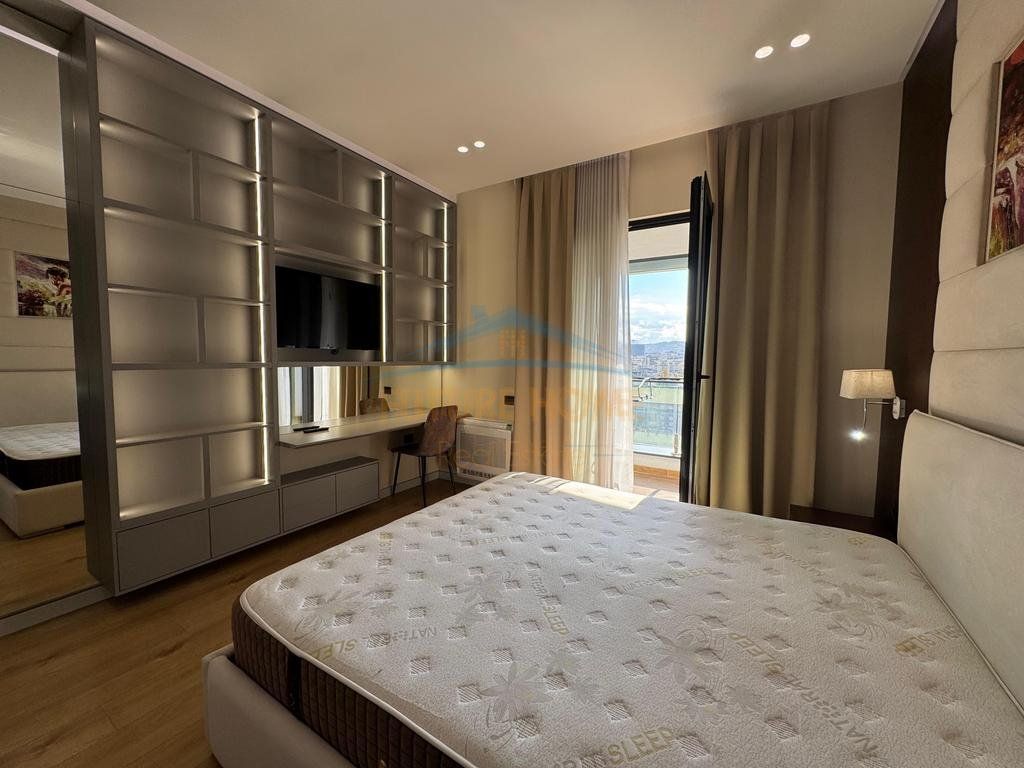 JAP APARTAMENT 1+1 ME QERA TEK RRUGA E KAVAJES
