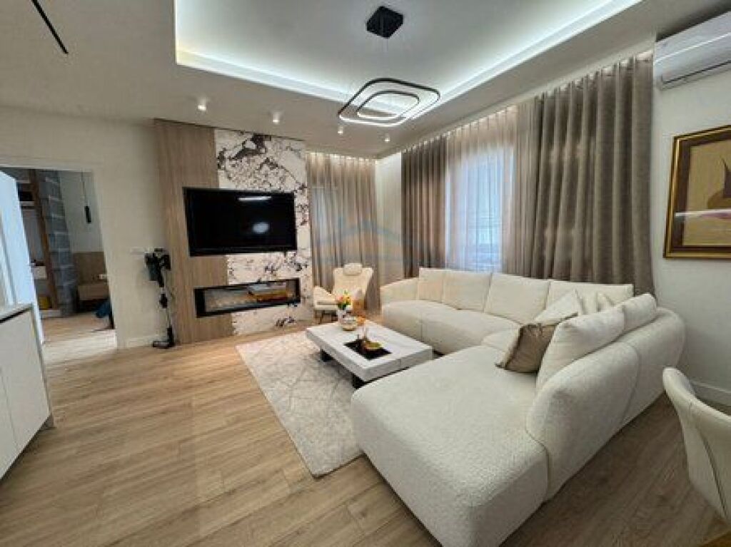 Shitet, Apartament 1+1, Rezidenca S Block Living, Zogu i Zi, Tirane.