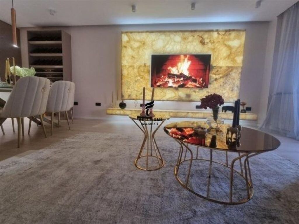 SHITET APARTAMENT 2+1+2 LIQENI ARTIFICIAL 450.000 EURO FH-68922
