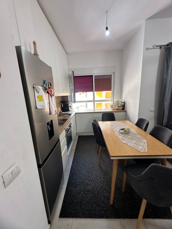 Shitet Apartament 2+1 Rezidenca Mangalem 21 Ali Demi