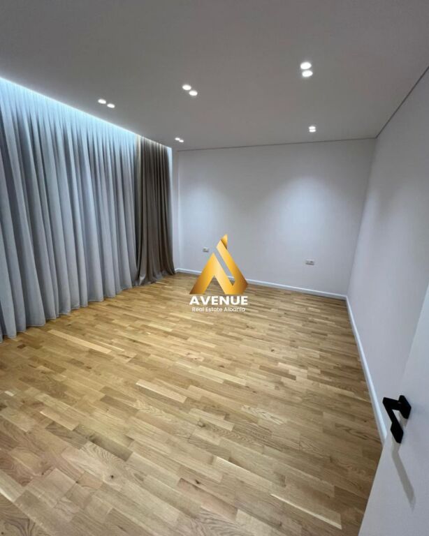 JEPET ME QIRA VILË 2-KATËSHE – TEG, TIRANË