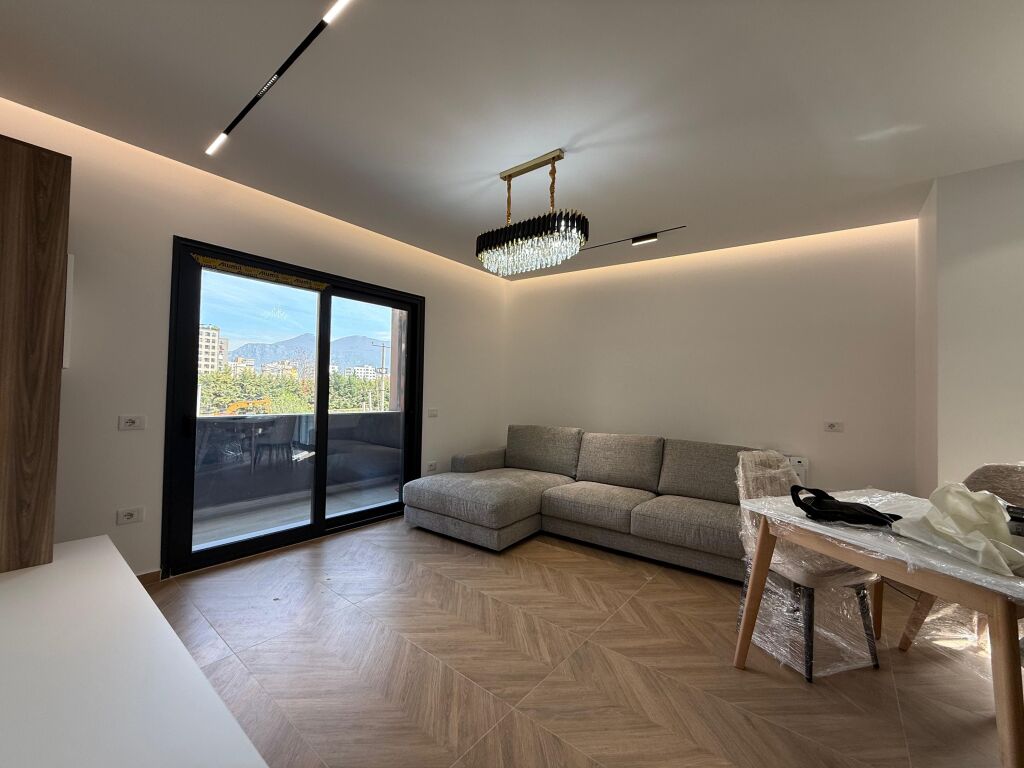 Jepet me qira apartament modern 1+1 – Oasis Residence.