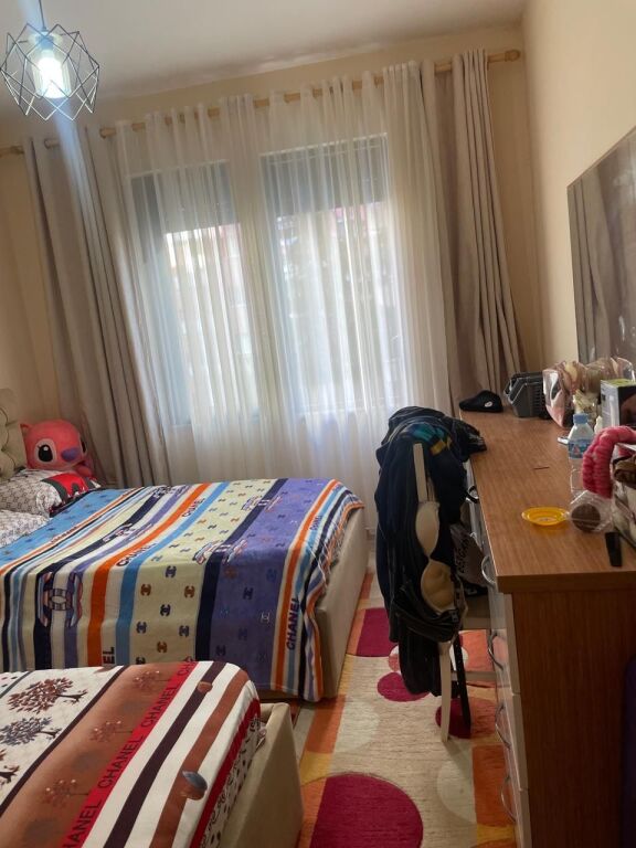 Apartament 2+1 per shitje ne Yzberisht