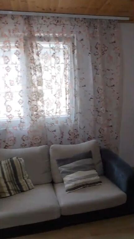 In affitto 1+1 a Selvia privato arredato 35000 lek