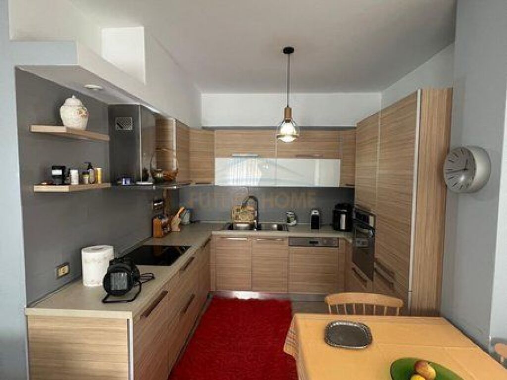 Shitet, Apartament 2+1, Kodra e Diellit