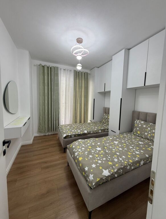 Appartamento 2+1+2 con posto auto in affitto