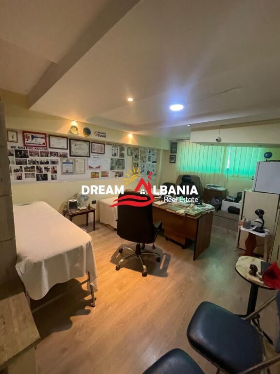 Shitet Dyqan Duplex ne Qender , Tirane ( ID 4171623 )