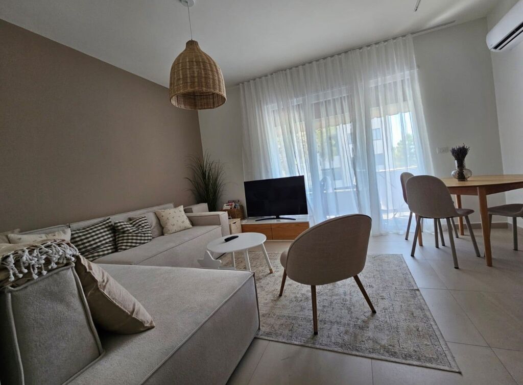 Apartament 1+1 për Shitje 🏝️ 100m nga deti – Investimi që po kërkon!