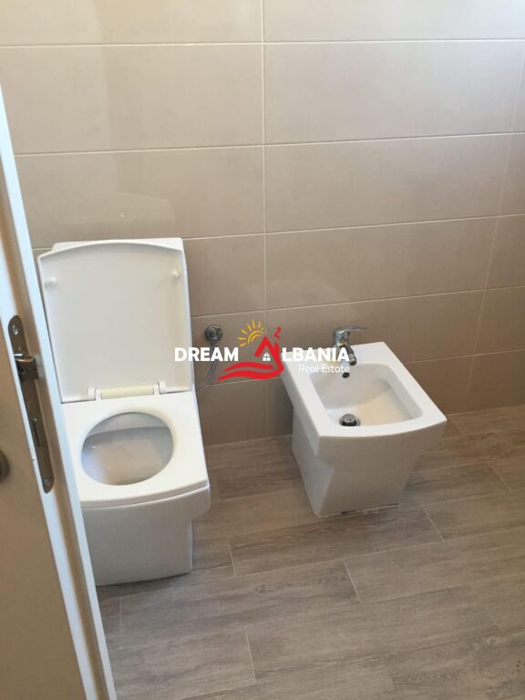 Appartamento 1+1 in affitto a Fresk Tirana (ID 42111554)
