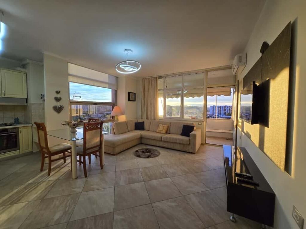 Super ap 1+1 ne laprake ( shkolla zonja e keshhilit te mire )