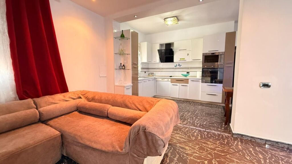 Apartment 2+1 for rent – Kristal Center, Tirana