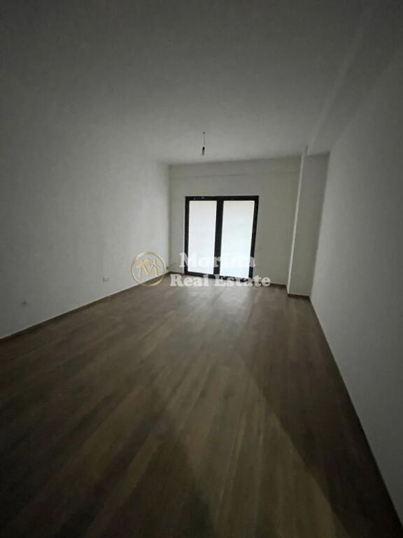 Qera | Apartament 2 + 1 | Kompleksi ARLIS — Farmacia 10 | 650 €/muaj