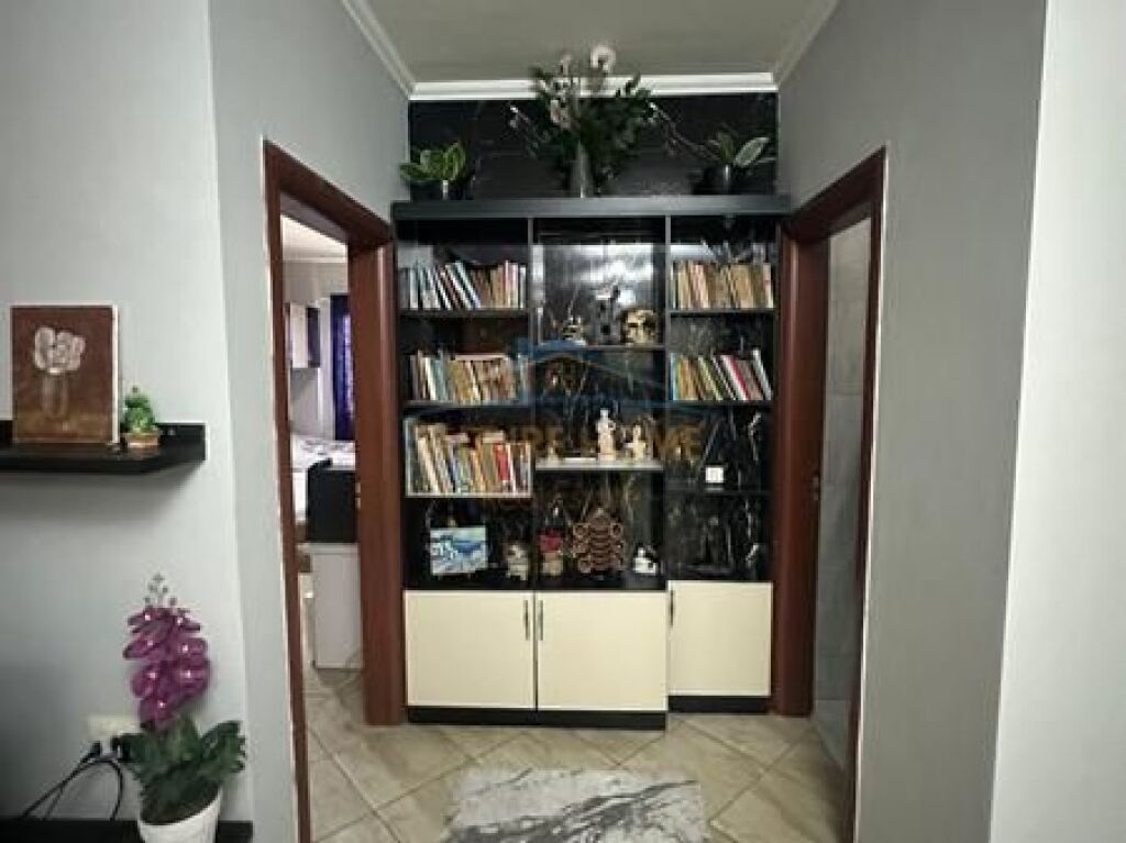 Shitje, Apartament 2+1, Fresk, Tiranë.
