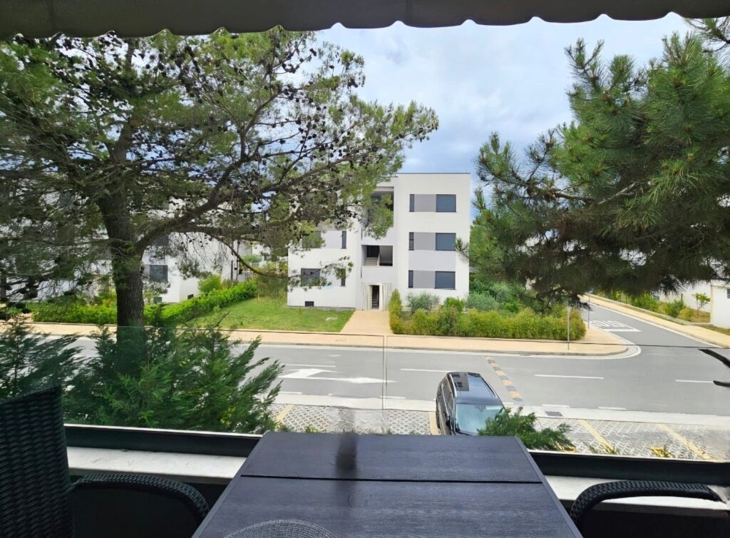 Apartament 1+1 për Shitje 🏝️ 100m nga deti – Investimi që po kërkon!