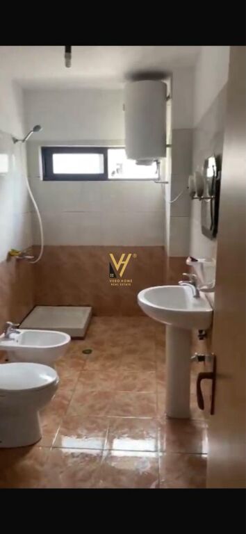 JEPET APARTAMENT 2+1+BLK ME QIRA TE SQUARE 21 60.000 LEKE