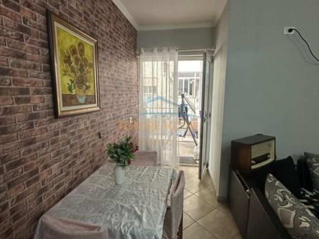 Shitje, Apartament 2+1, Fresk, Tiranë.