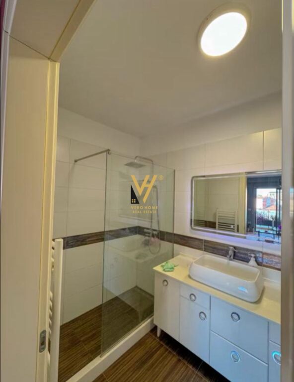 JEPET APARTAMENT 2+1+BLK ME QERA TE PROKURORIA 800 EURO