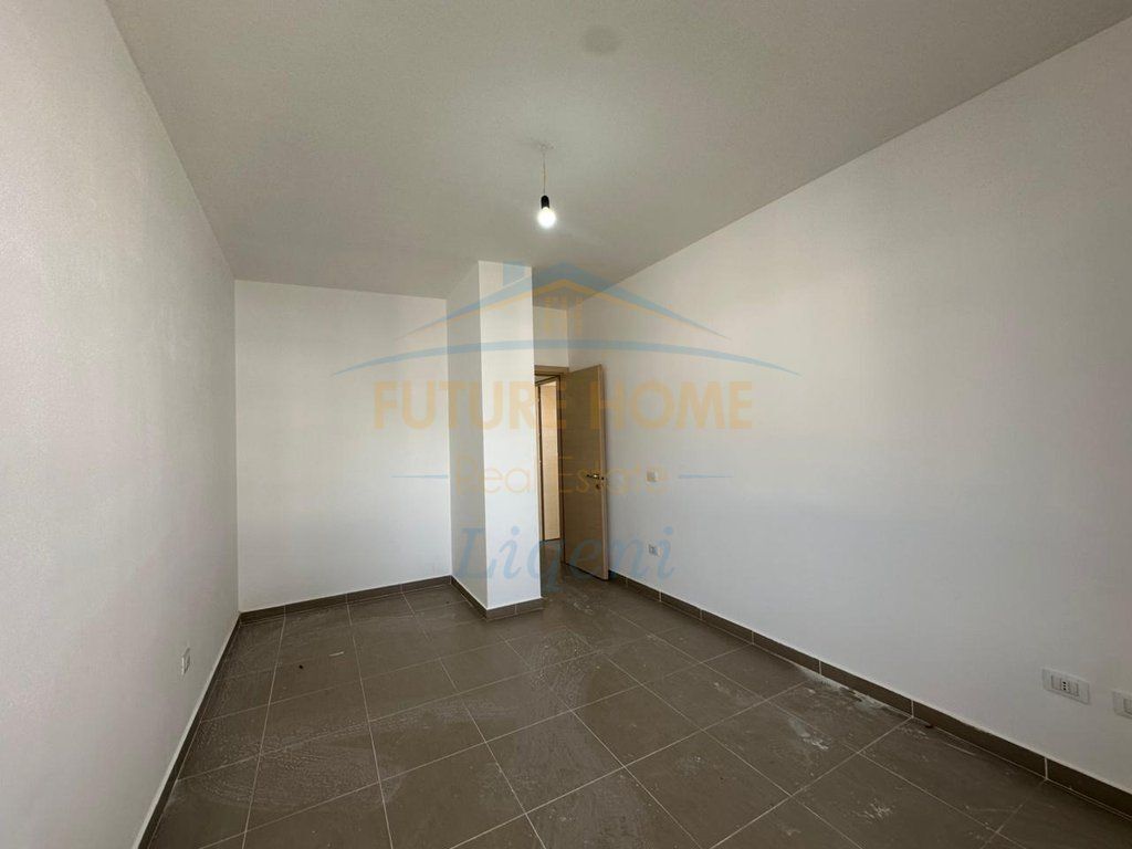 Shitet Buze Rruge 2+1, Kinostudio 179.000€