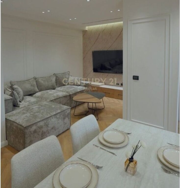 APARTAMENT 2+1 PER SHITJE, PERBALLE DELIJORGJIT