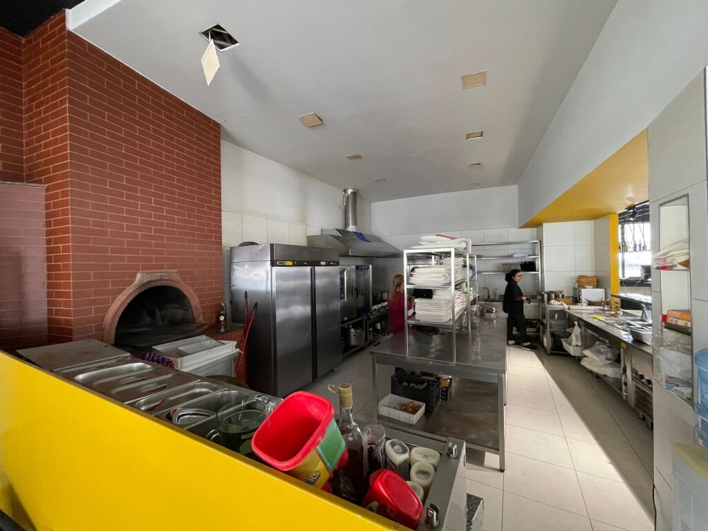 🍷 JEPET ME QIRA BAR – PICERI🍕 – RESTORANT NË YRSHEK