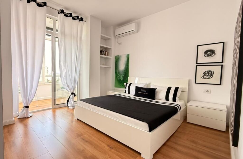 Apartment 1+1 for sale at 21 Dhjetori