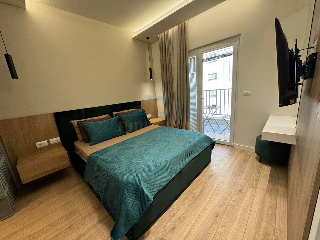 Shitet, Apartament 1+1, Rezidenca S Block Living, Zogu i Zi, Tirane.