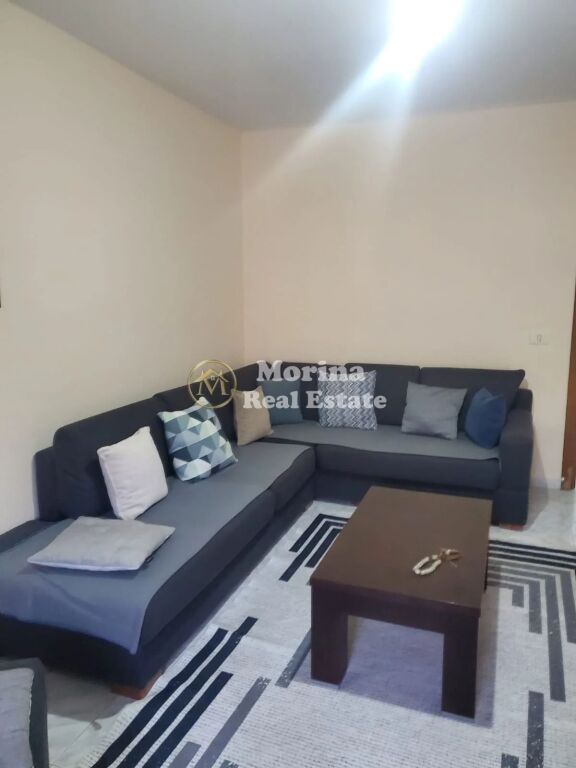 Rent | Apartment 3 + 1 | Paris Commune | 600 €/month