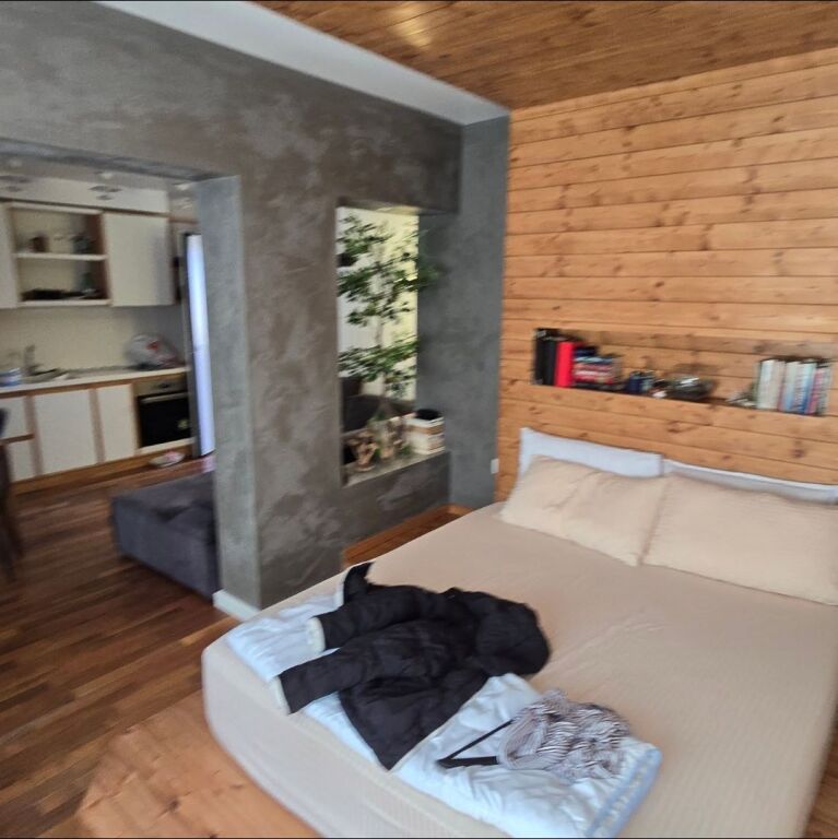 Shitet..! Rruga Myslym Shyri Garsoniere