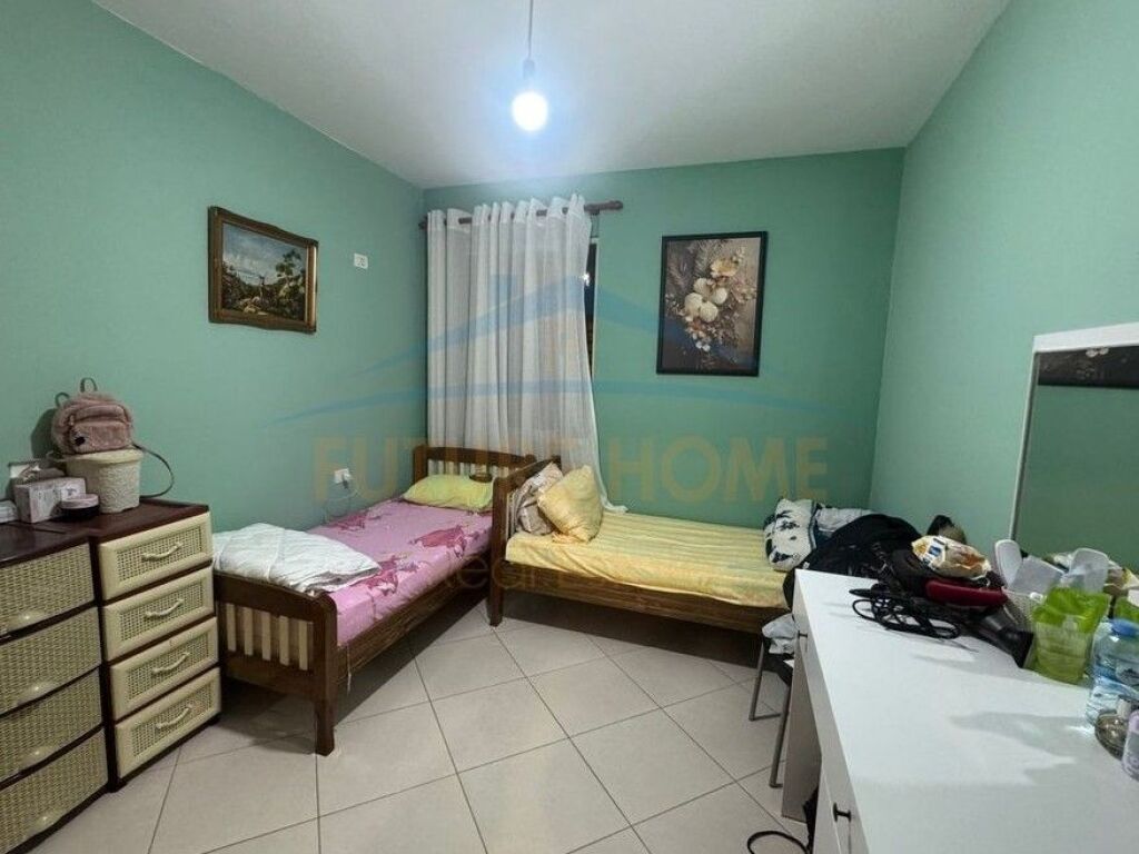 In vendita, Appartamento 2+1+Posto Auto, Yzberisht