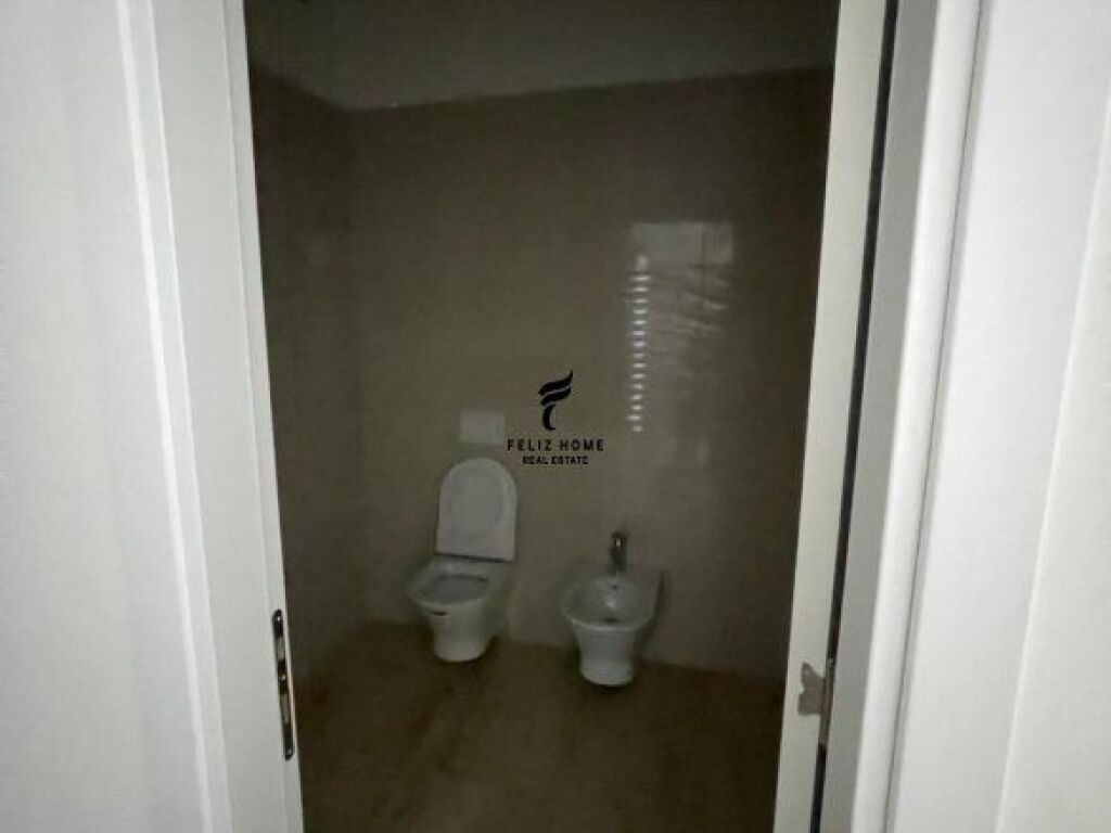 UFFICIO IN AFFITTO 118 M2 VIA DIBRA 650 EURO FH-69018