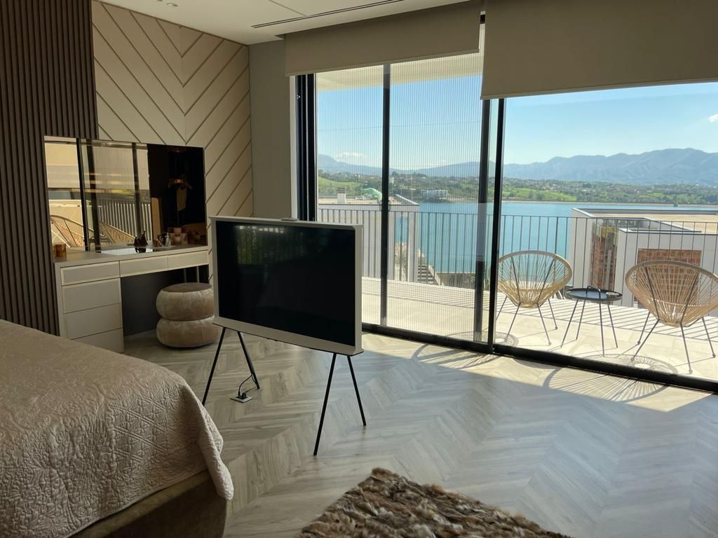 🏡 Vilë Individuale për Shitje – Liqeni i Farkës