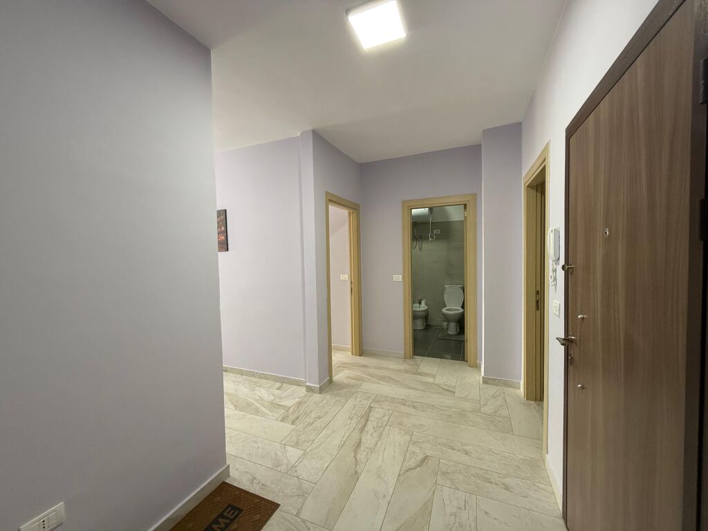 Jepet me qera Apartament