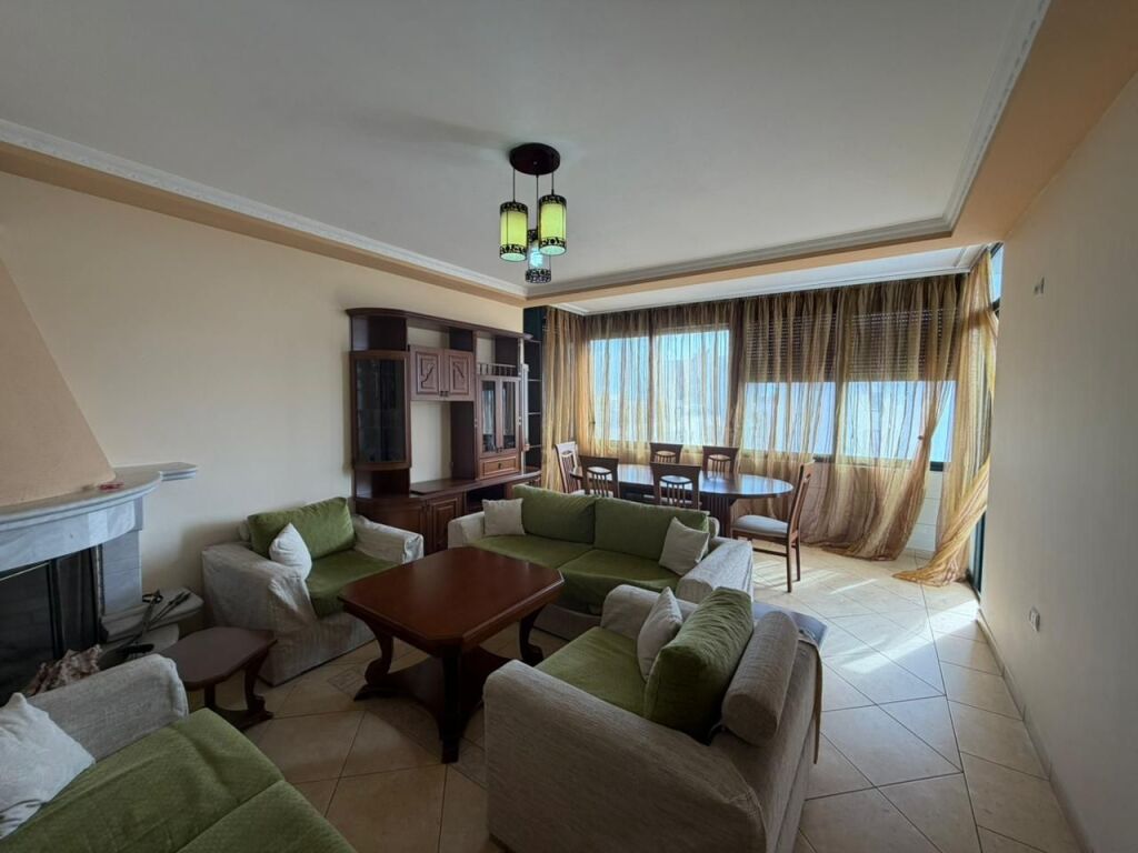 Affittasi Appartamento 2+1+2