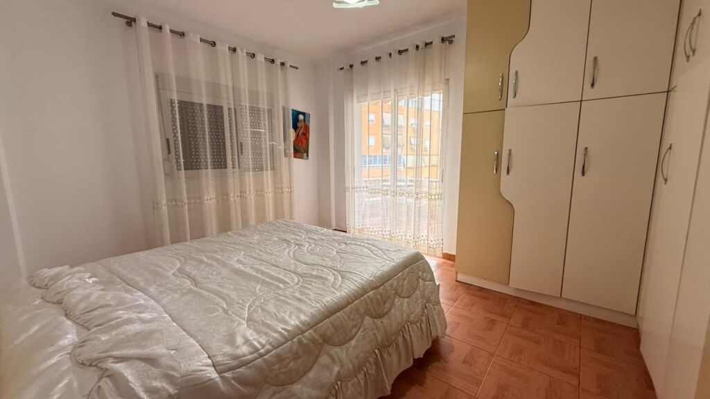 Apartment 2+1 for rent – Kristal Center, Tirana