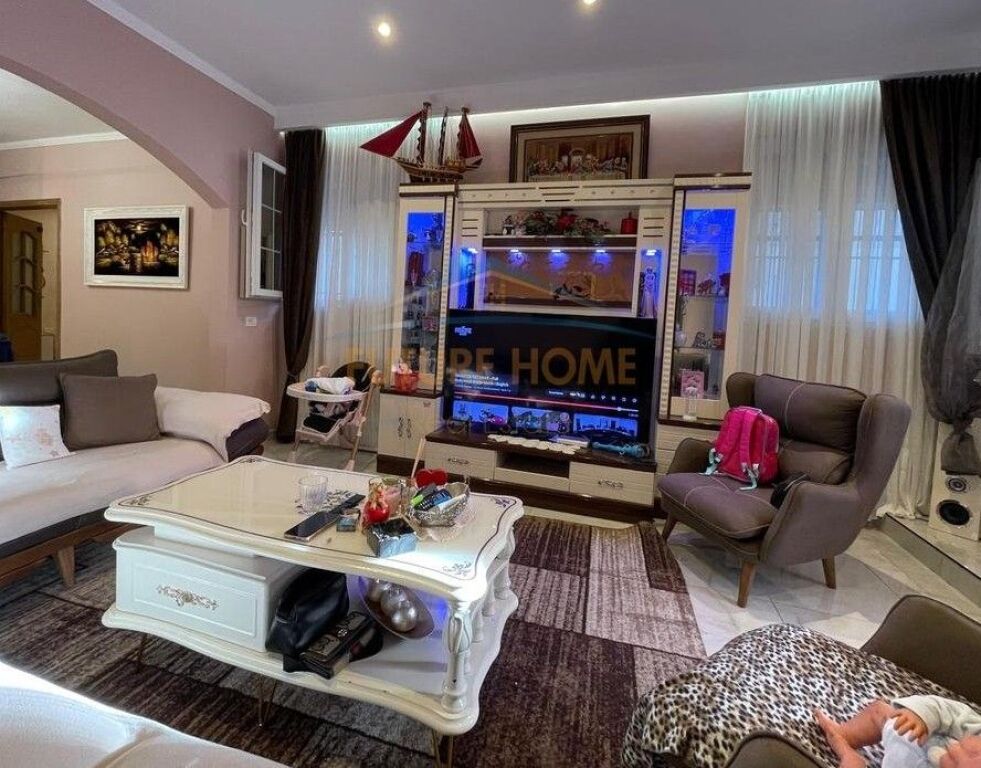 Affitto, Casa Privata, Vasil Shanto, Tirane