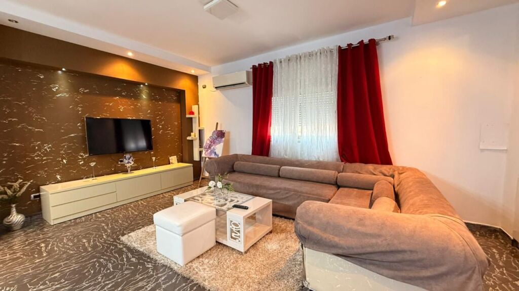 Apartment 2+1 for rent – Kristal Center, Tirana