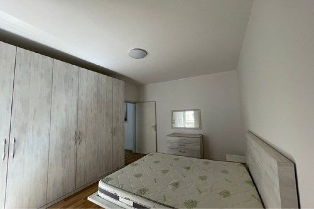 Apartment for rent 1+1 at the Paris Municipality