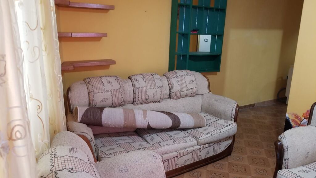 Jepet me qera 1+1 mobiluar private 40000 lek